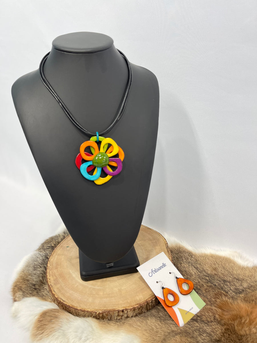 PA E&J Colorful Flower Necklaces