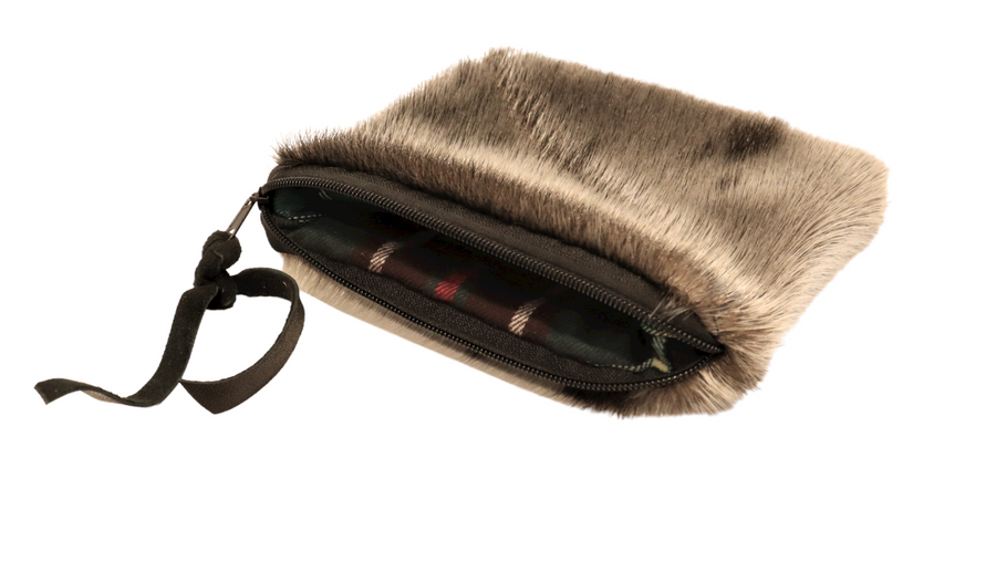 Seal Pouch Wallet