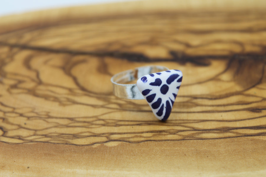 Ceramic Triangle Ring